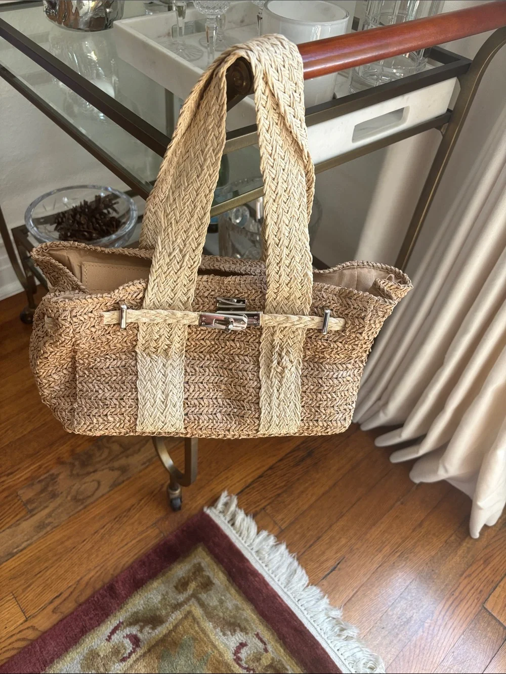 Woven Straw shoulder Bag in Beige raffia